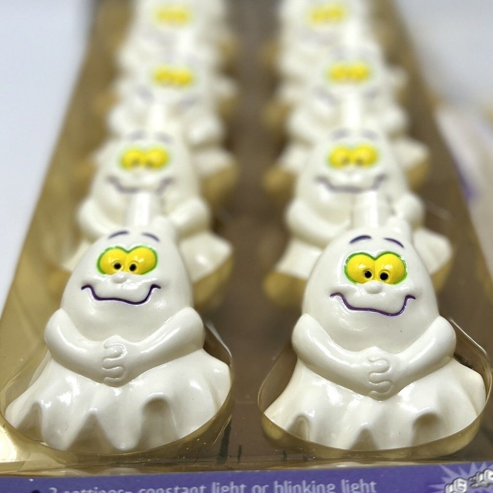 Halloween Vintage Blow Mold Lights, Friendly Ghosts, 12 String Lights